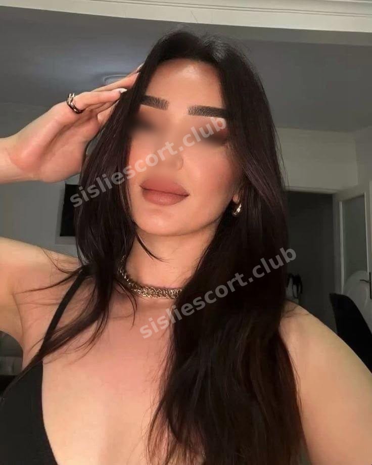 Arya — İstanbul, Kadıköy escort