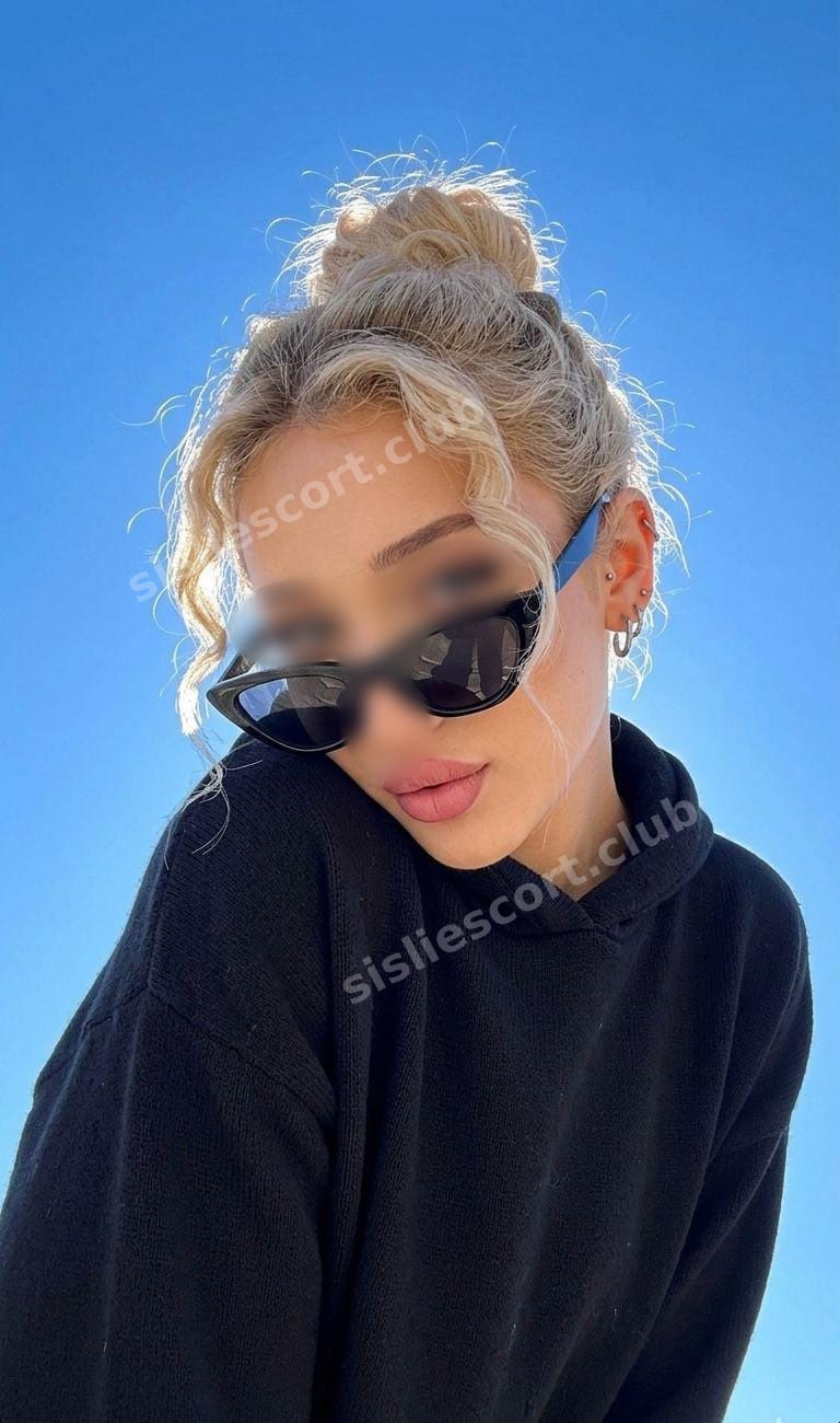 Aslı — İstanbul, Avcılar escort