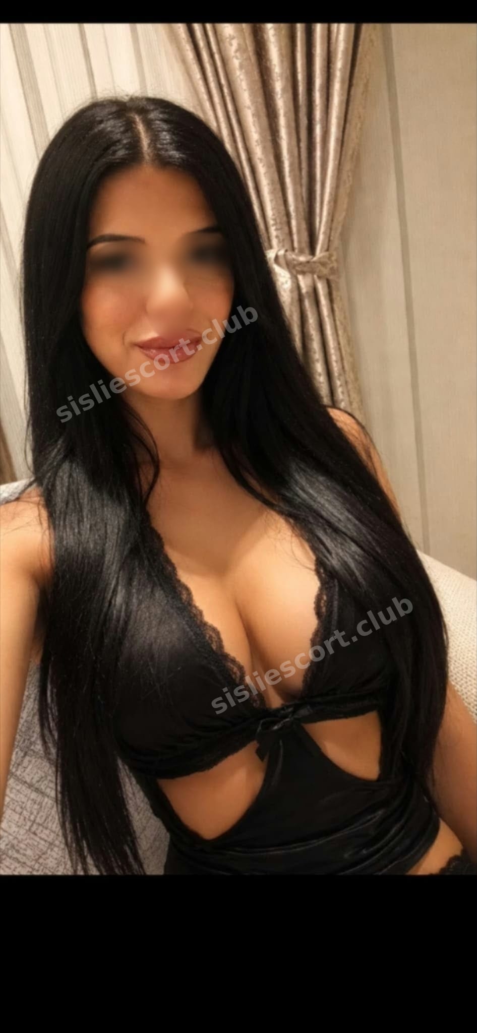 Su — İstanbul, Beşiktaş escort