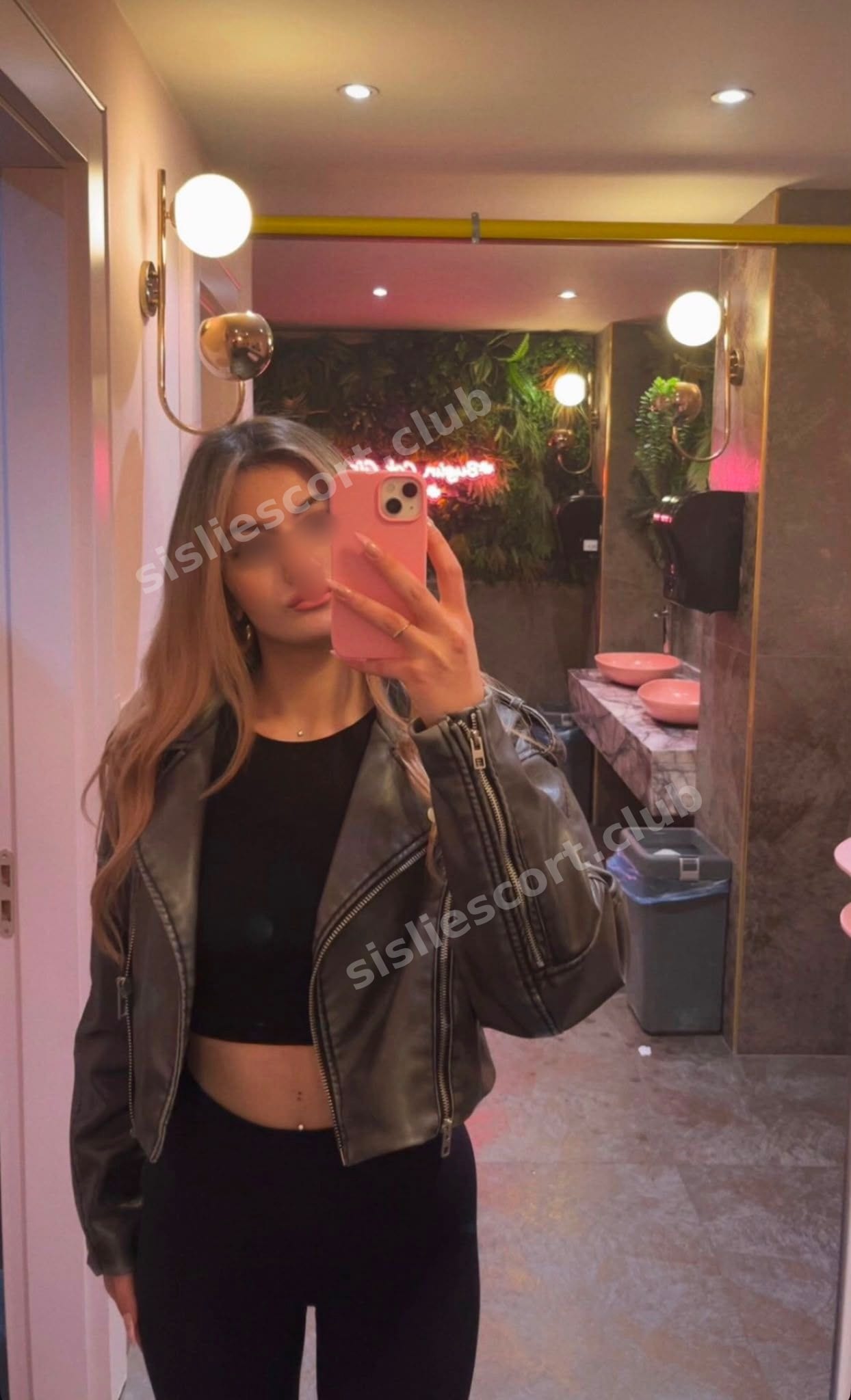 Defne — Sultanbeyli escort 8